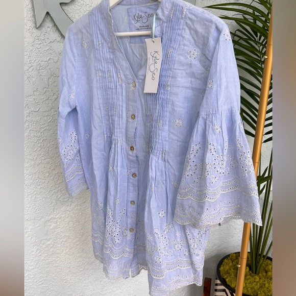 NWT Anthropology Bell Sleeves Shirt by Kyla Seo Soft Eyeleted Cotton Sz Small - Picture 3 of 16